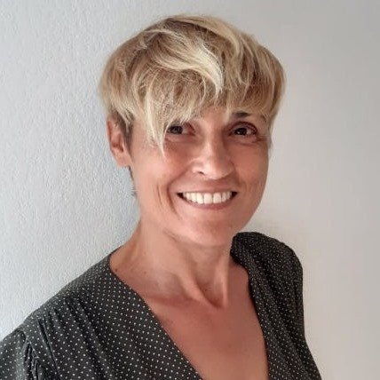 Portrait souriant d’Aïda Charbonnier